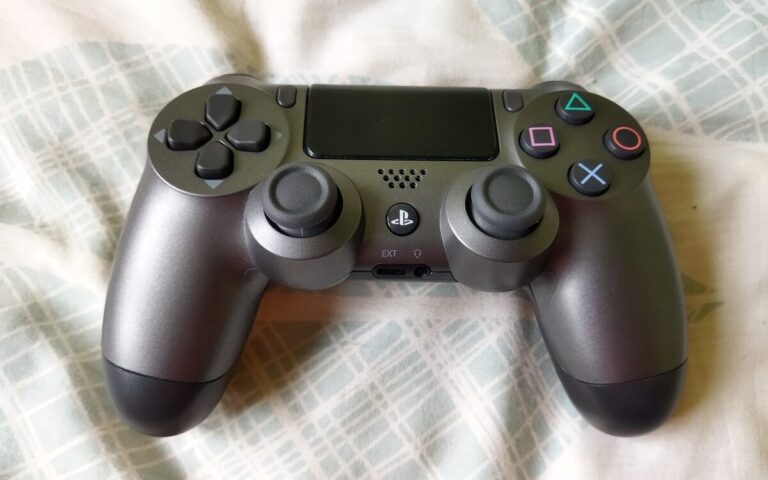 How to Know If You Bought a Fake DualShock 4 Controller – PS4