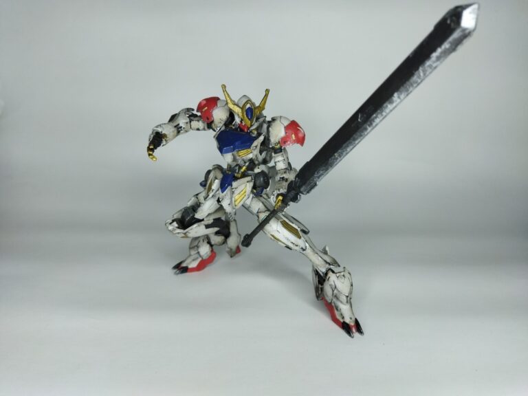 HG IBO (1/144) Gundam Barbatos Lupus Review