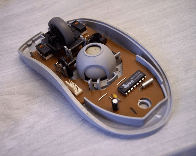 mechanical mouse opened up